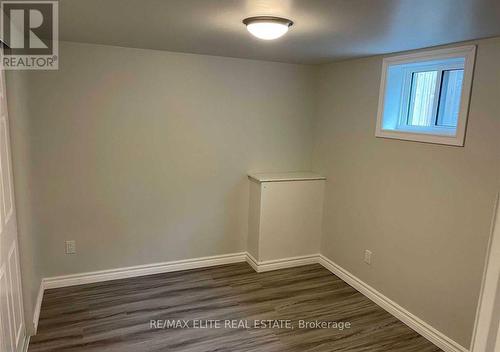 110 Front Street E, Whitby, ON - Indoor Photo Showing Other Room