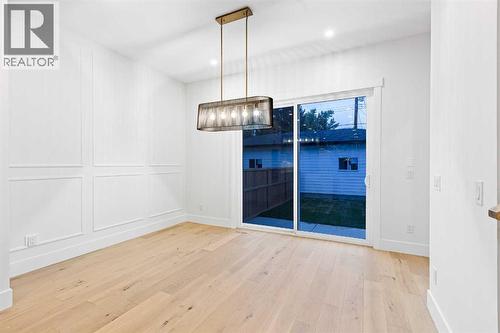 520 34A Street Nw, Calgary, AB - Indoor Photo Showing Other Room
