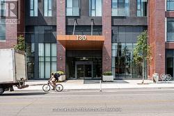 611 - 130 RIVER STREET Toronto, ON M5A 0R8