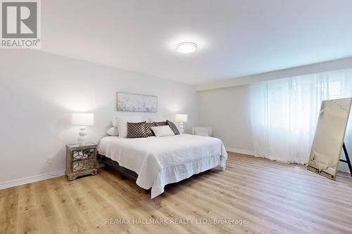2 Butterfield Drive, Toronto, ON - Indoor Photo Showing Bedroom