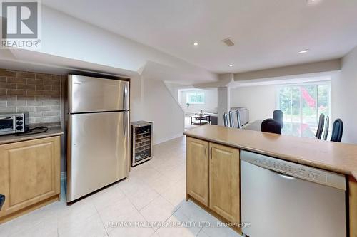 2 Butterfield Drive, Toronto, ON - Indoor Photo Showing Kitchen