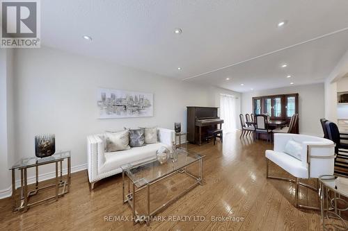 2 Butterfield Drive, Toronto, ON - Indoor Photo Showing Living Room