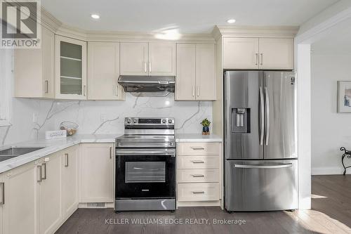 60 West 1St Street, Hamilton, ON - Indoor Photo Showing Kitchen With Stainless Steel Kitchen With Upgraded Kitchen
