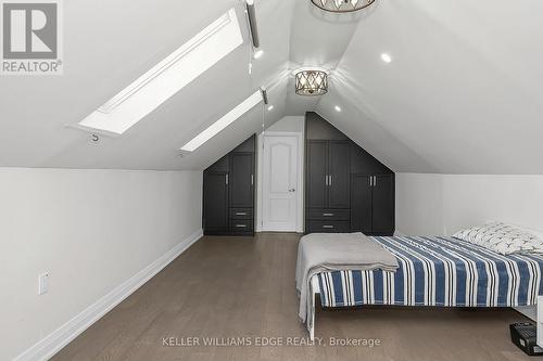 60 West 1St Street, Hamilton, ON - Indoor Photo Showing Bedroom