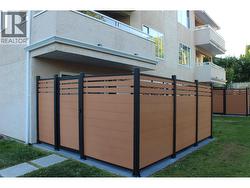 ground level enclosed patio - 