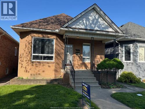 953 Gladstone, Windsor, ON - Outdoor