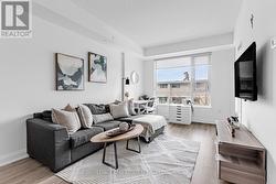 302 - 2800 KEELE STREET N  Toronto, ON M3M 2G4