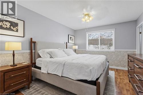 20 Endeavour Drive, Cambridge, ON - Indoor Photo Showing Bedroom