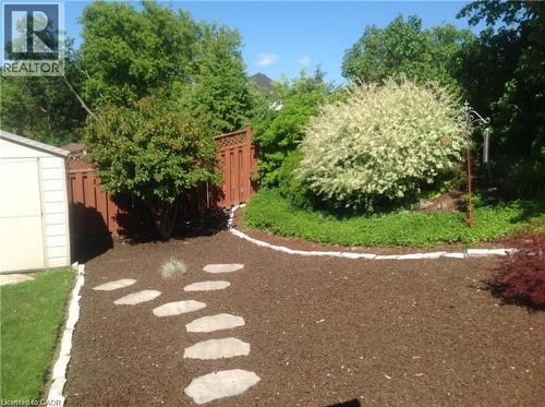 20 Endeavour Drive, Cambridge, ON - Outdoor