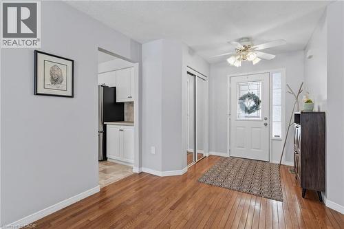 20 Endeavour Drive, Cambridge, ON - Indoor Photo Showing Other Room
