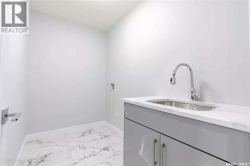 707 Nazarali Union, Saskatoon, SK - Indoor Photo Showing Other Room