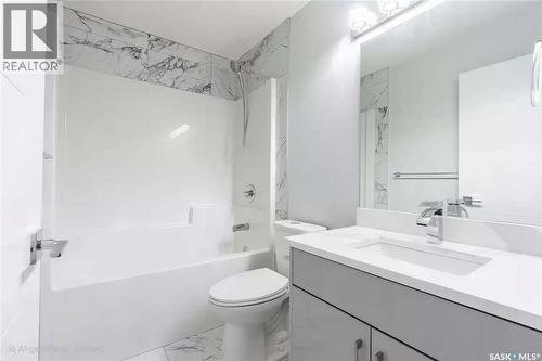 707 Nazarali Union, Saskatoon, SK - Indoor Photo Showing Bathroom