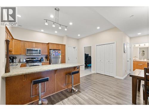 3832 Old Okanagan Highway Unit# 3406, West Kelowna, BC - Indoor Photo Showing Kitchen
