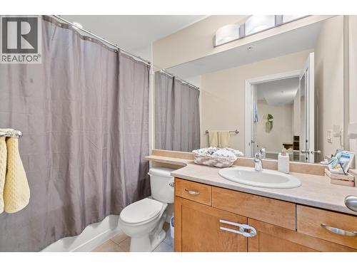 3832 Old Okanagan Highway Unit# 3406, West Kelowna, BC - Indoor Photo Showing Bathroom