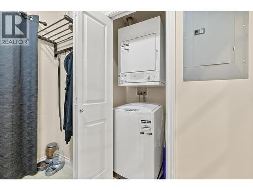3832 Old Okanagan Highway Unit# 3406, West Kelowna, BC - Indoor Photo Showing Laundry Room