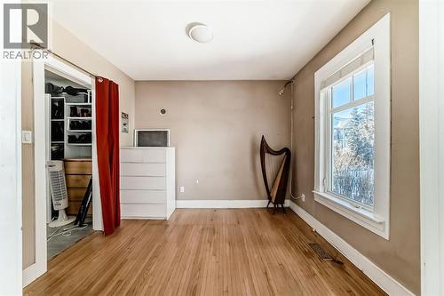 2125 36 Avenue Sw, Calgary, AB - Indoor Photo Showing Other Room
