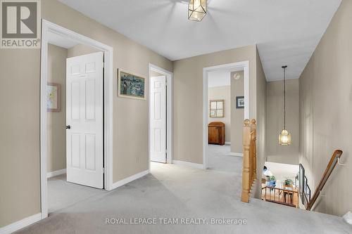9 Woodthrush Green, Ottawa, ON - Indoor Photo Showing Other Room