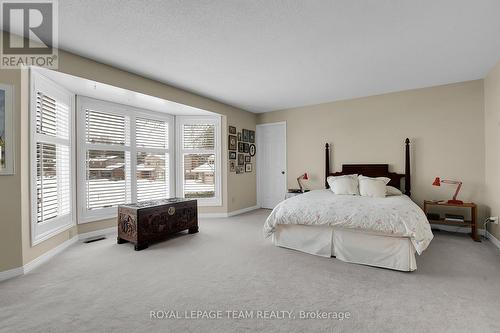 9 Woodthrush Green, Ottawa, ON - Indoor Photo Showing Bedroom
