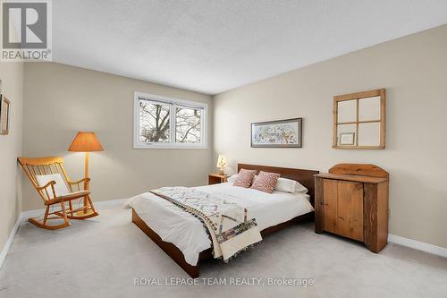 9 Woodthrush Green, Ottawa, ON - Indoor Photo Showing Bedroom