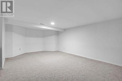9 Woodthrush Green, Ottawa, ON - Indoor Photo Showing Other Room