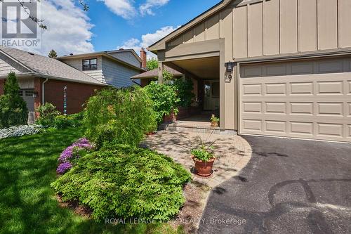 9 Woodthrush Green, Ottawa, ON - Outdoor