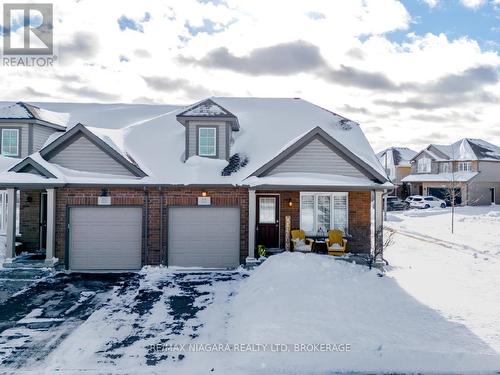 63 FALCON DRIVE  Welland (Coyle Creek), ON L3C 0B2