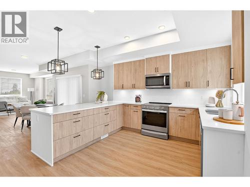 4025 Gellatly Road S Unit# 192, West Kelowna, BC - Indoor Photo Showing Kitchen With Upgraded Kitchen