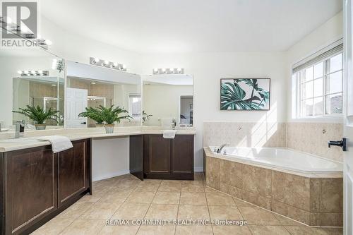 7 Cragg Crescent, Ajax, ON - Indoor Photo Showing Bathroom