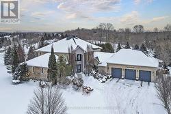 14 ROBERT GRAY ROAD  Whitchurch-Stouffville, ON L4A 1M4