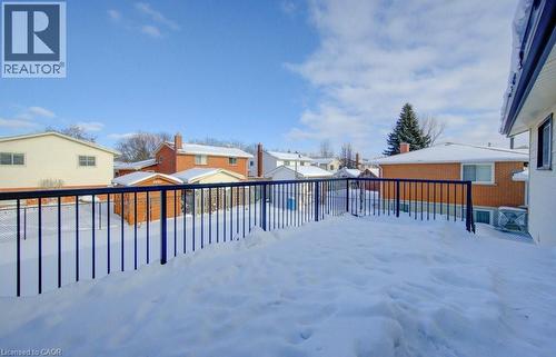 oversized deck/new railing - 402 Heritage Drive, Kitchener, ON - Outdoor With Exterior