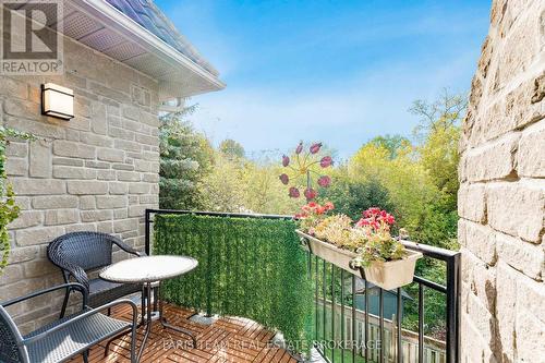 307 - 85 Wellington Street W, Aurora, ON - Outdoor With Exterior