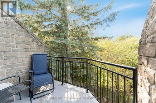 307 - 85 Wellington Street W, Aurora, ON - Outdoor With Exterior