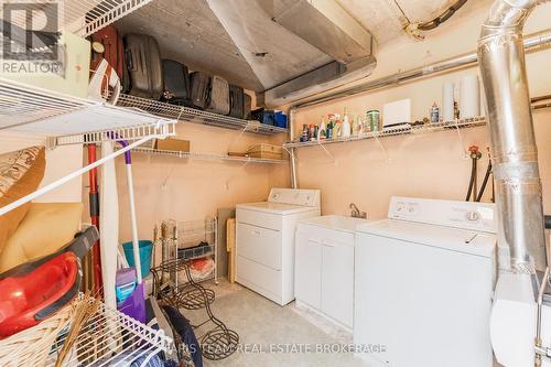 307 - 85 Wellington Street W, Aurora, ON - Indoor Photo Showing Laundry Room