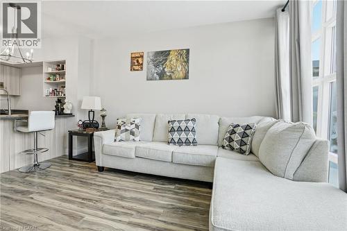 10 Concord Place Unit# 205, Grimsby, ON - Indoor Photo Showing Living Room