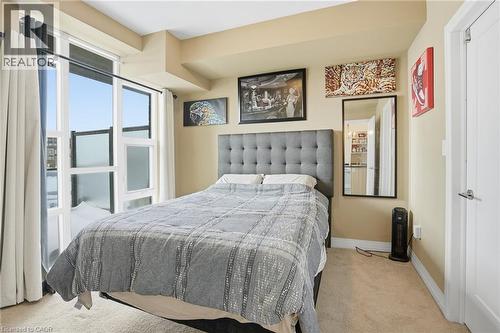 10 Concord Place Unit# 205, Grimsby, ON - Indoor Photo Showing Bedroom