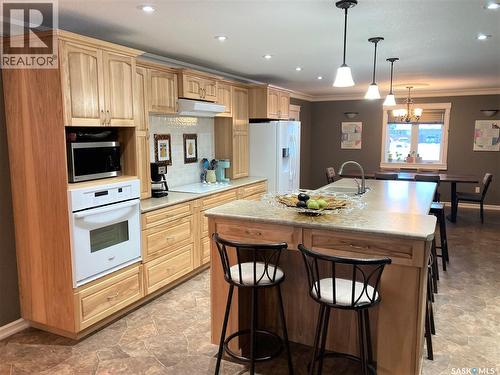 501 Silver Place, Hudson Bay, SK - Indoor Photo Showing Kitchen