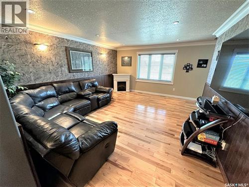 501 Silver Place, Hudson Bay, SK - Indoor With Fireplace