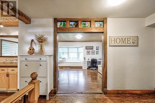 1305 Mineola Gardens, Mississauga, ON - Indoor Photo Showing Other Room