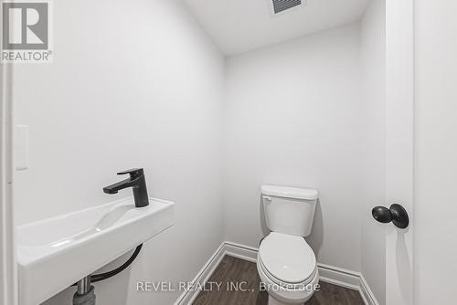 1127 Main Street E, Hamilton, ON 