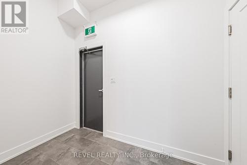 1127 Main Street E, Hamilton, ON 