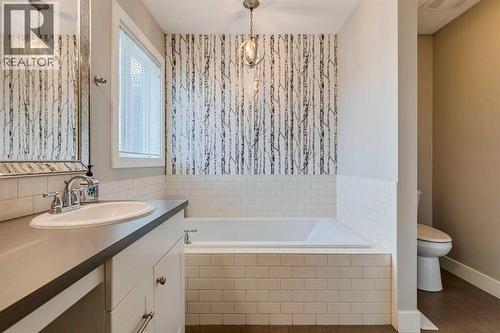 75 Masters Rise Se, Calgary, AB 