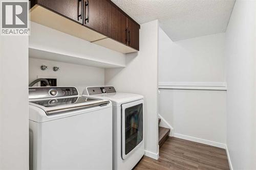 195 Lake Adams Crescent Se, Calgary, AB - Indoor Photo Showing Laundry Room