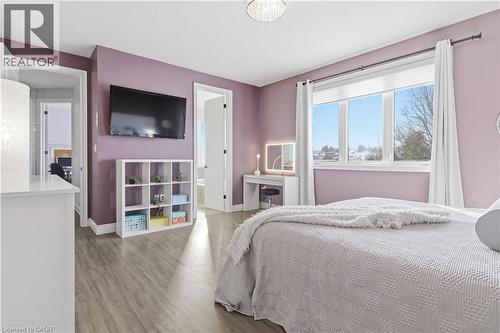 75 Chase Crescent, Cambridge, ON - Indoor Photo Showing Bedroom