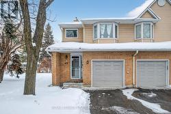 42 OAKHAVEN PRIVATE S  Ottawa, ON K1K 4K1