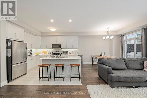 36 - 1375 Whetherfield Street, London North (North M), ON - Indoor Photo Showing Kitchen With Double Sink
