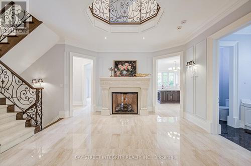 9 Highland Court, Aurora, ON - Indoor With Fireplace