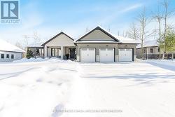 9 BYERS STREET  Springwater, ON L9X 2A3