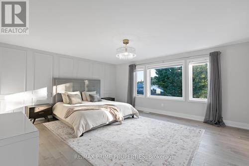 148 Aubrais Crescent, Ottawa, ON - Indoor Photo Showing Bedroom