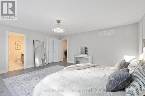 148 Aubrais Crescent, Ottawa, ON - Indoor Photo Showing Bedroom
