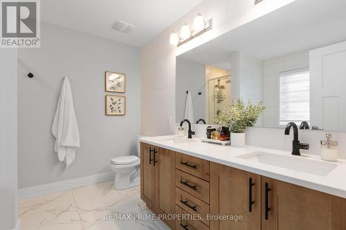 148 Aubrais Crescent, Ottawa, ON - Indoor Photo Showing Bathroom